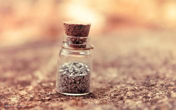 Yüksek hızlı SUS304 Ekonomi Otomatik kavanozlar ve şişeler etiket yapıştırıcısı için flakon etiketleme makinesi