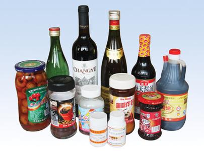 Yuvarlak dikey deterjan şişesi için özelleştirilmiş otomatik etiket aplikatör makinesi