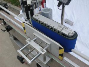 Kuru olmayan tutkal için otomatik yuvarlak şişe etiketleme makinesi, CE için tahta sandık / ihracat ambalaj etiketleme makinesi