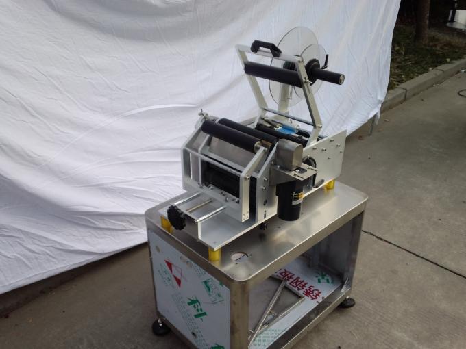Küçük penisilin şişesi etiket etiketi için özelleştirilmiş otomatik flakon etiketleme makinesi