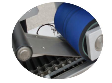 Sertifika çift katmanlı etiket etiketi ile 10ml Küçük şişe etiketleme makinesi