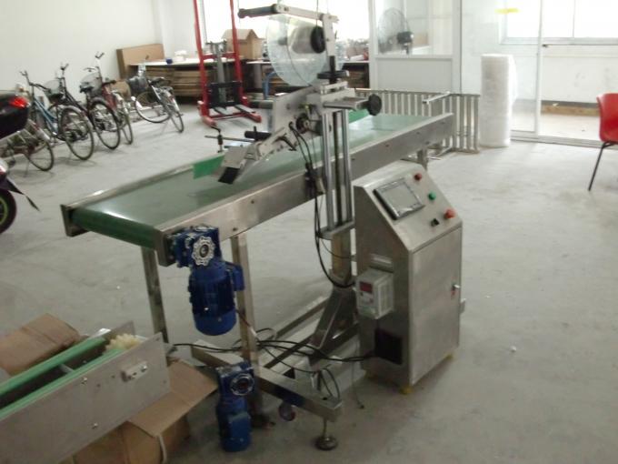 Çağrı Makinesi Besleme Nesneleri ile Masa Üstü Kendinden Yapışkanlı Etiket Düz Yüzey Etiket Aplikatörü