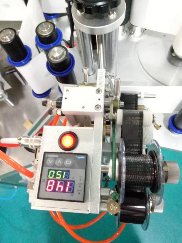 Çağrı Cihazı ve Kodlama Makinesi ile Etiket Otomatik Doubel Yan Etiket Etiketleme Makinesi