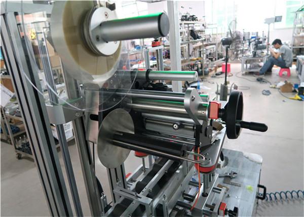 Konveyörlü / Üst Etiketleme Ekipmanlı Otomatik Üst Etiketleme Makinesi Düz Yüzey Etiket Aplikatörü