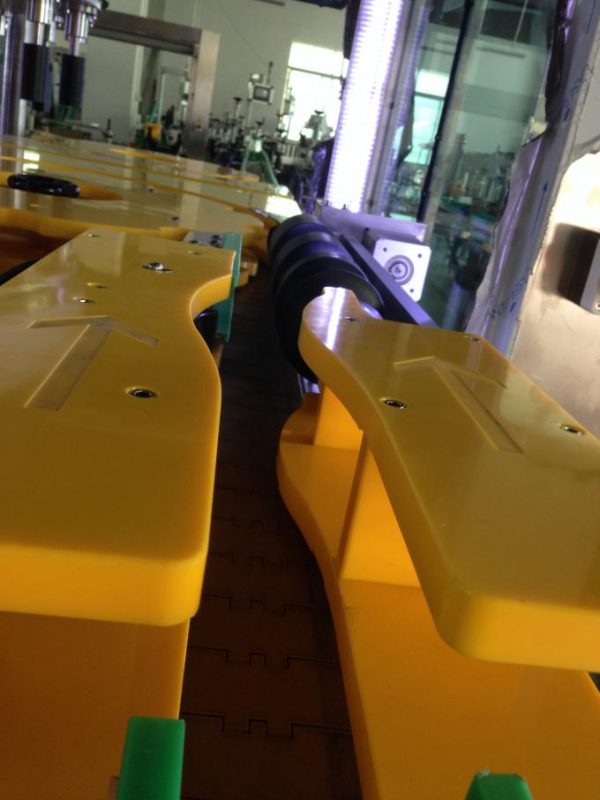 Yüksek Üretim Şarap / Bira Şişesi Etiketleme Makinesi, Yuvarlak Şişe Etiketleme Makinesi