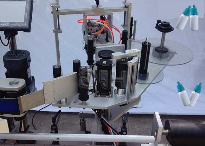 Otomatik tedarikçi ile Çin Üst / Alt Taraf Dikey Etiket Yuvarlak Şişe Etiketleme Makinesi