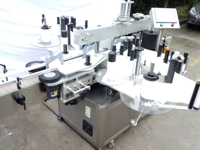 Çin CE Belgesi Otomatik Şişe Etiketleme Ekipmanları Cam Şişe Çift Taraflı Etiket tedarikçisi