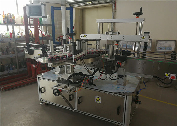 Kimya Endüstrisinde Oval Şişe İçin İki Başlı Oval Şişe Etiketleme Makinesi