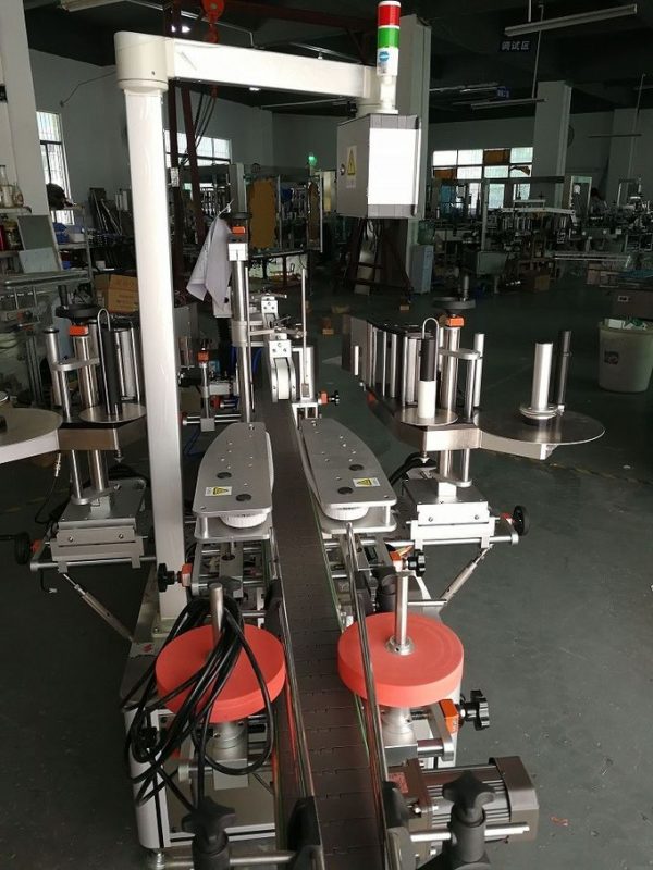 Şampuan Oval ve Düz Şişeler İçin Otomatik Çift Taraflı Etiket Etiketleme Makinesi